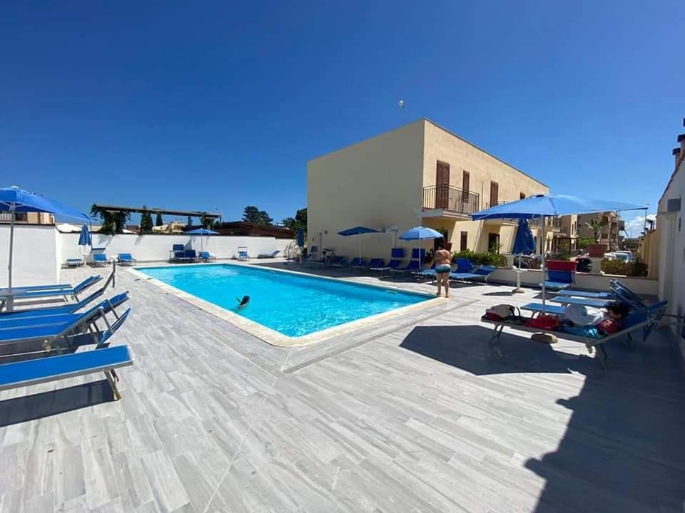 Residence I Tesori Di San Vito Сан-Вито-Ло-Капо Экстерьер фото